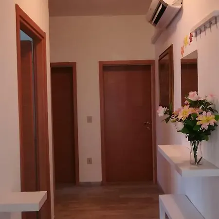 Apartment Stanze Al Parco 2 *