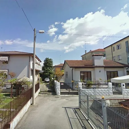 Apartment Stanze Al Parco 2 *